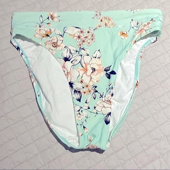 PQ Swim Pily Q high waisted bikini bottom. posies print - Picture 1 of 7